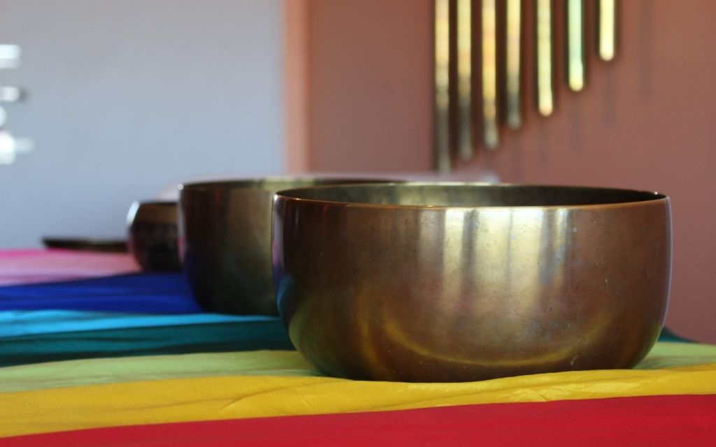 ¿QUÉ ES LA SONOTERAPIA?